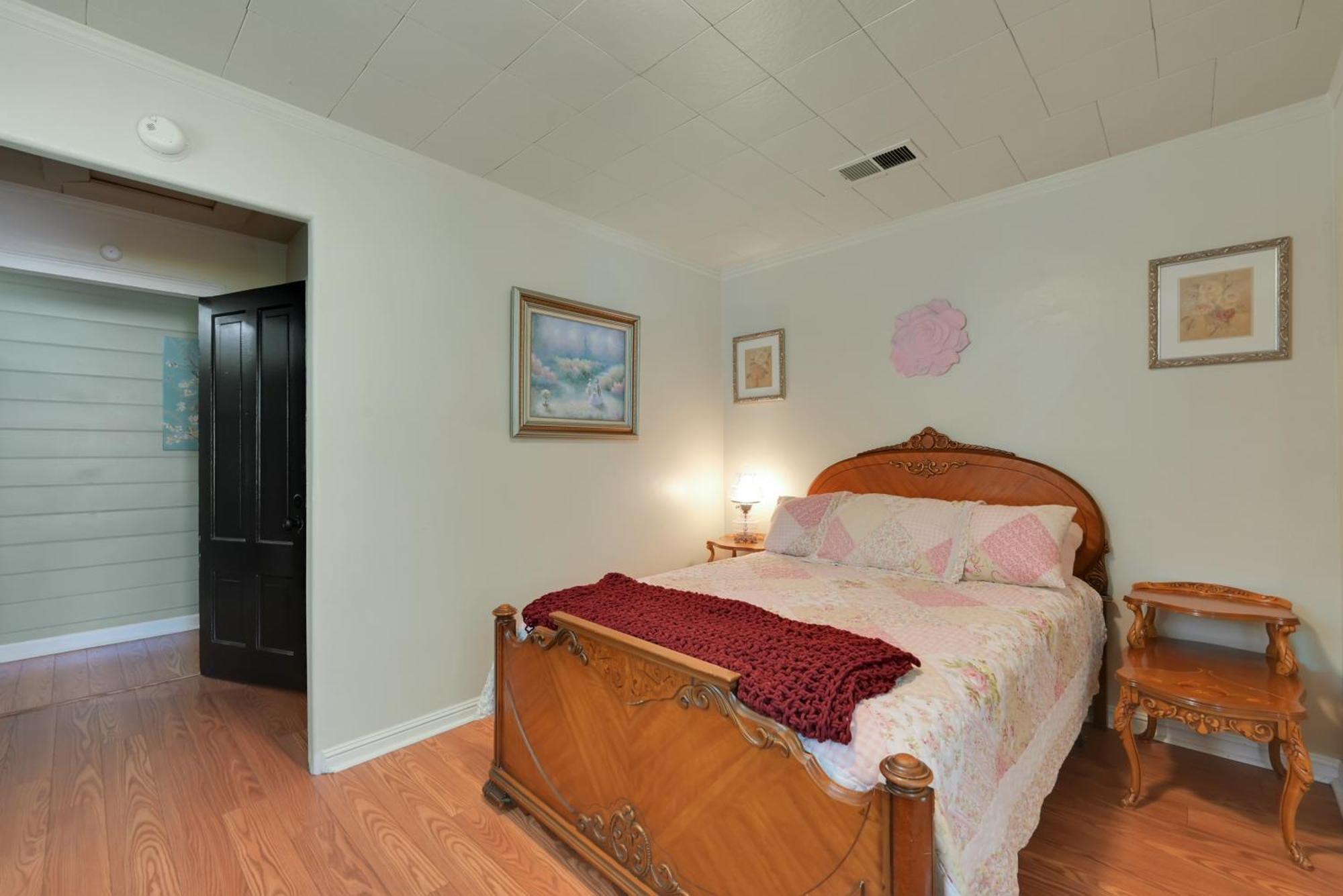 Spacious Downtown Jackson Retreat- Historic Hangout 외부 사진