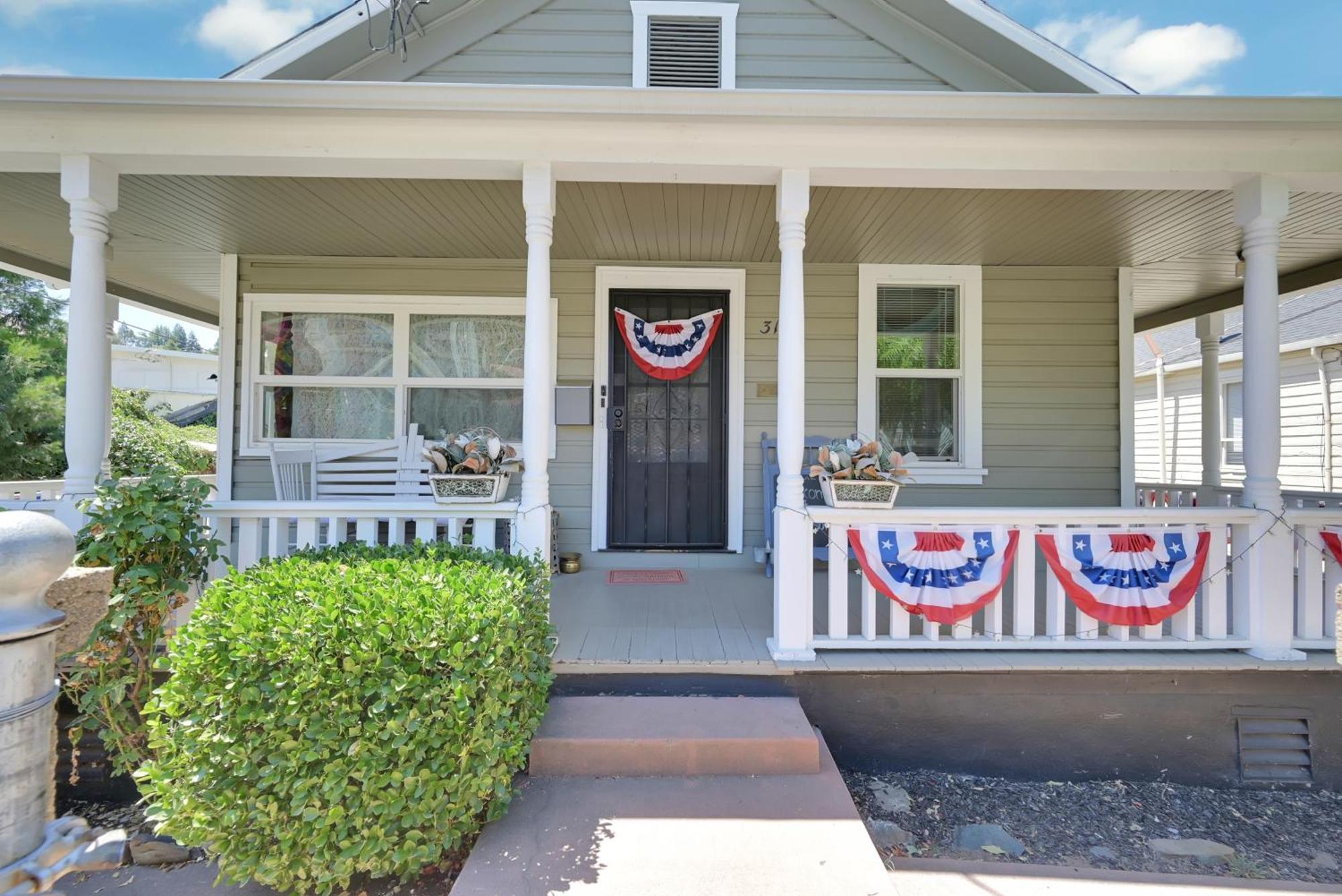 Spacious Downtown Jackson Retreat- Historic Hangout 외부 사진
